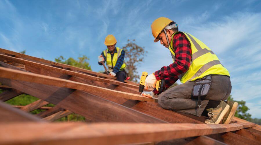 Expert Emergency Roof Repairs services in Lake Delton, WI